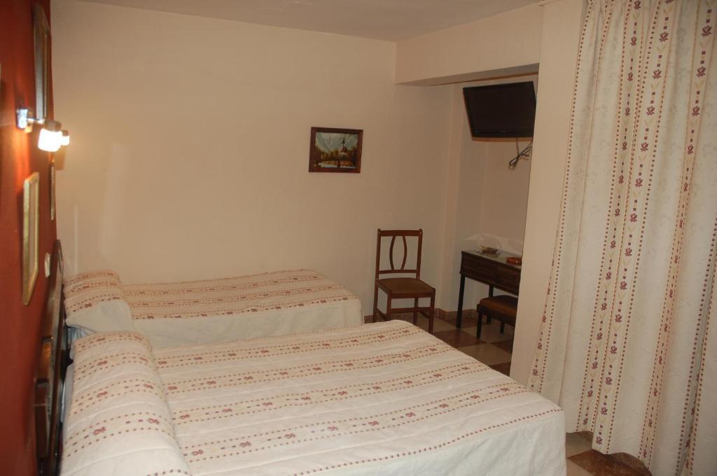 Hostal Residencia Castilla เกว็งกา ห้อง รูปภาพ