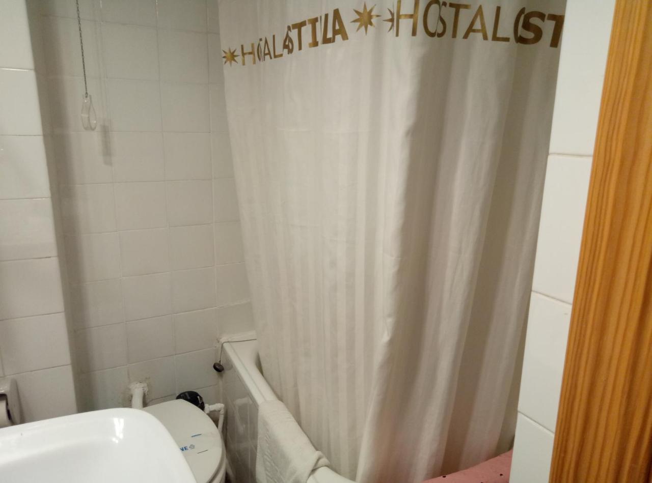Hostal Residencia Castilla เกว็งกา ภายนอก รูปภาพ
